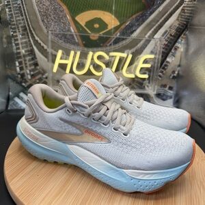 Brooks Glycerin 21 Womens Sz 8(B) Beige/Blue Running shoes